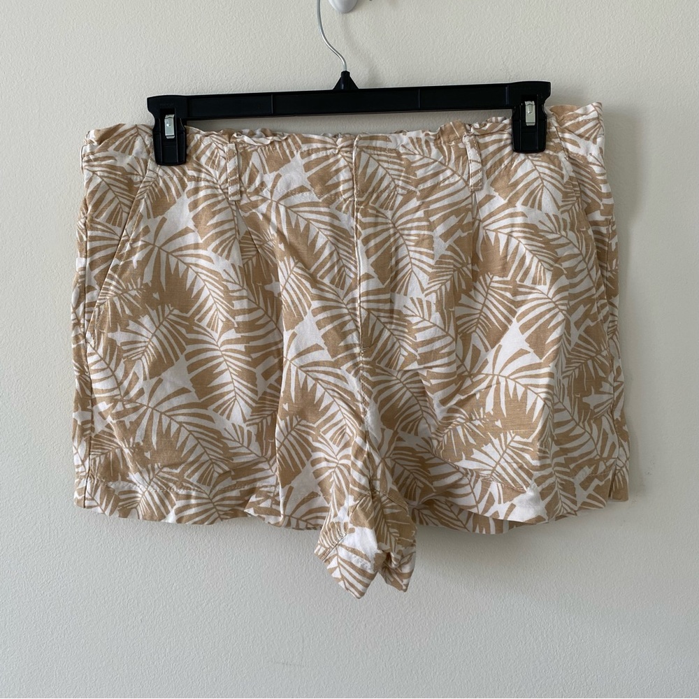 LOFT Women’s High-Rise 3.5” Inseam Palm Leaf Linen Blend Shorts GUC